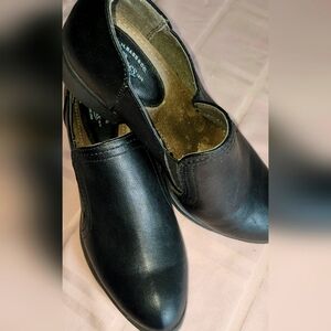 G.H Bass Women's Black Leather Shoes